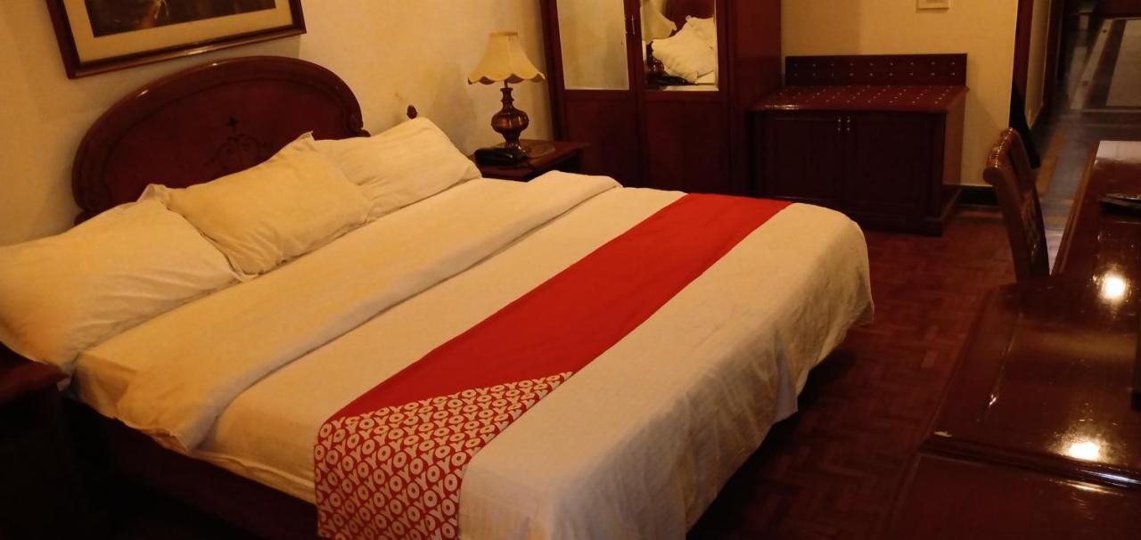 ホテル Fabexpress Kwality Regency Chandīgarh エクステリア 写真