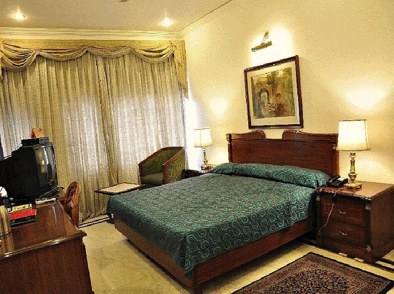 ホテル Fabexpress Kwality Regency Chandīgarh 部屋 写真