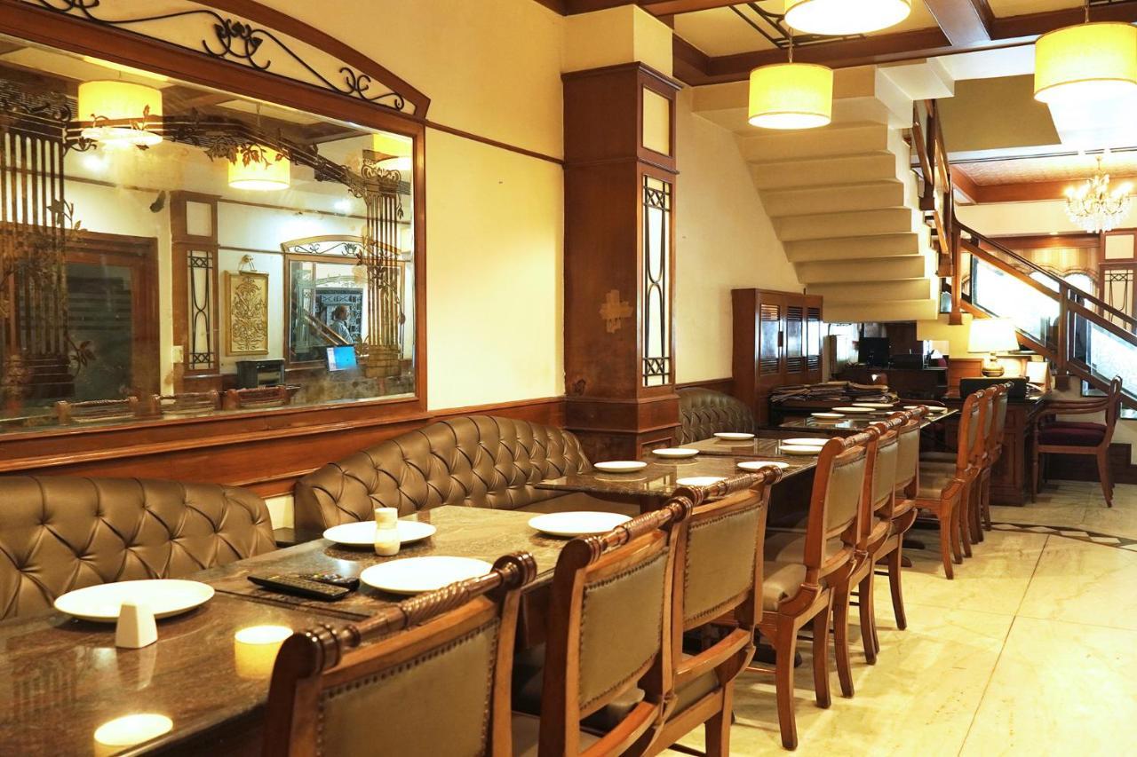 ホテル Fabexpress Kwality Regency Chandīgarh エクステリア 写真