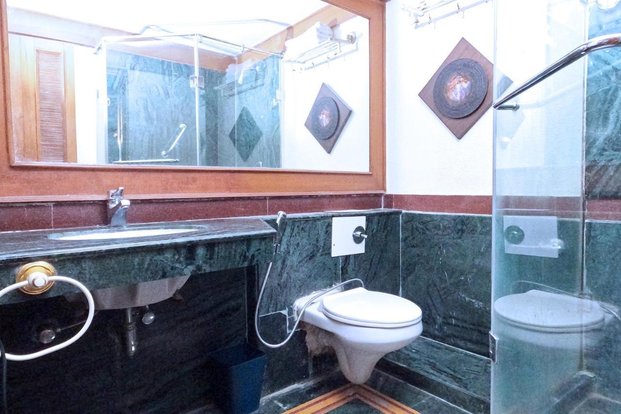 ホテル Fabexpress Kwality Regency Chandīgarh エクステリア 写真